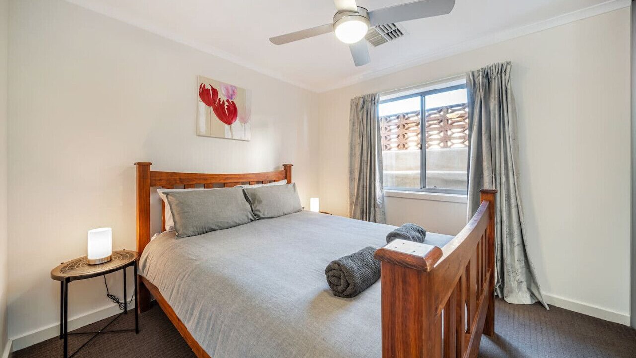 Photo of Bedroom in Semaphore South