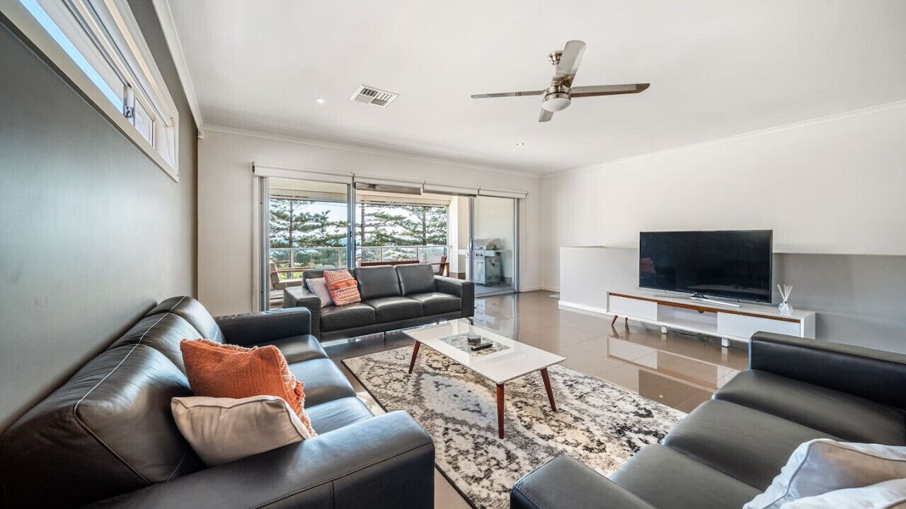 Photo of Livingroom in Semaphore South