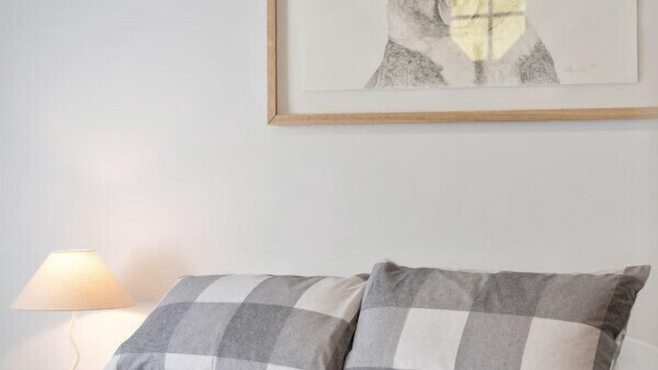 Photo of Bedroom in Basket Range