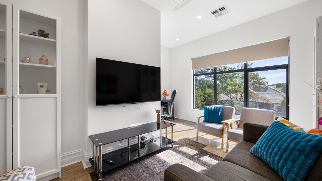 Photo of Livingroom in Hyde Park