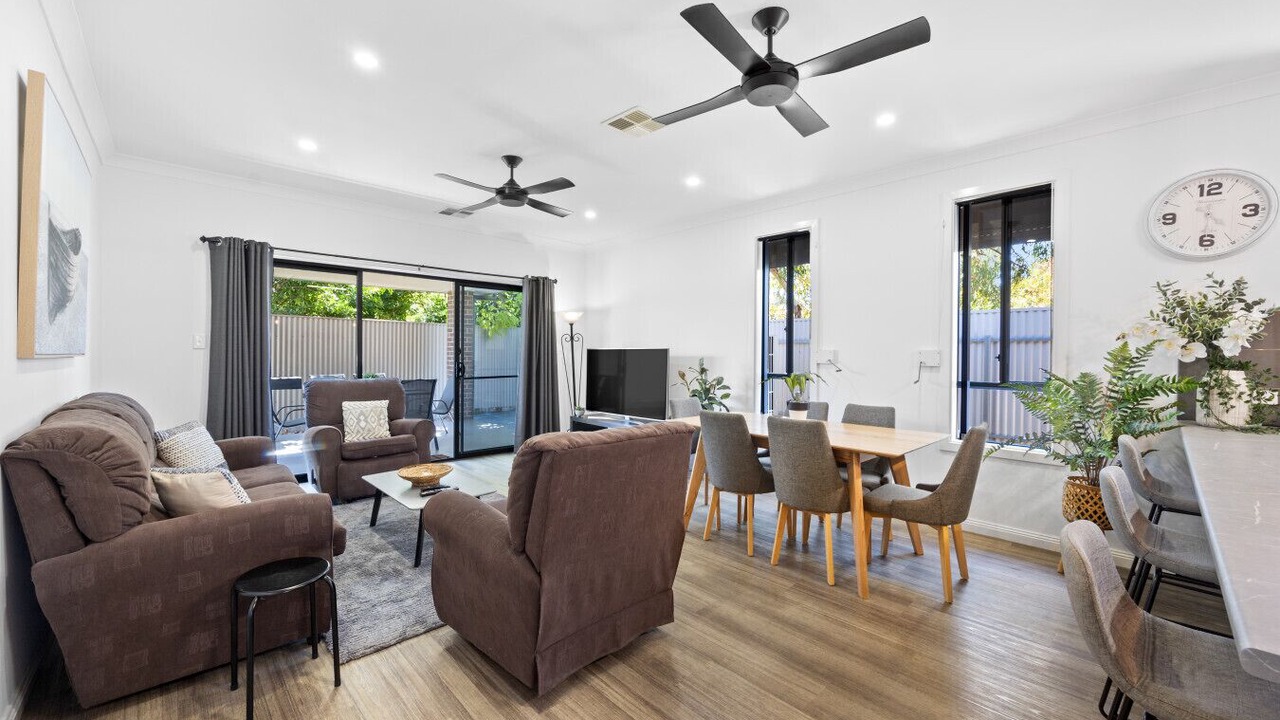 Photo of Others in Largs Bay