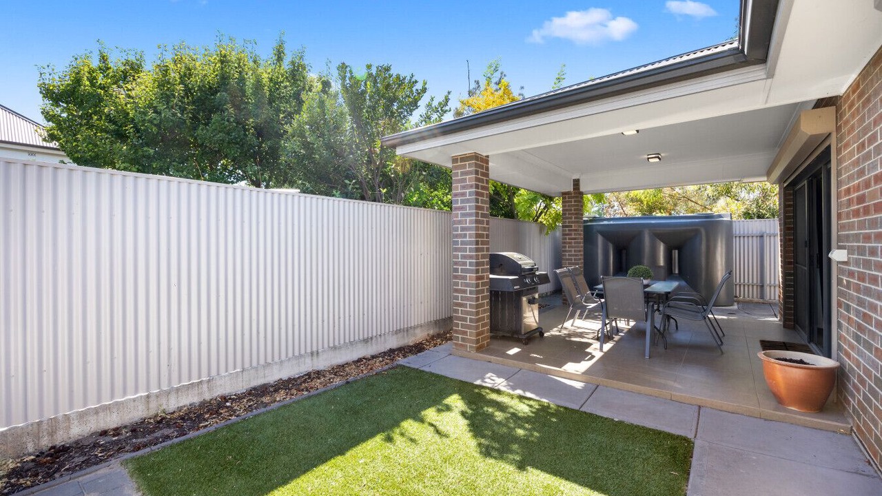 Photo of Outdoor in Largs Bay