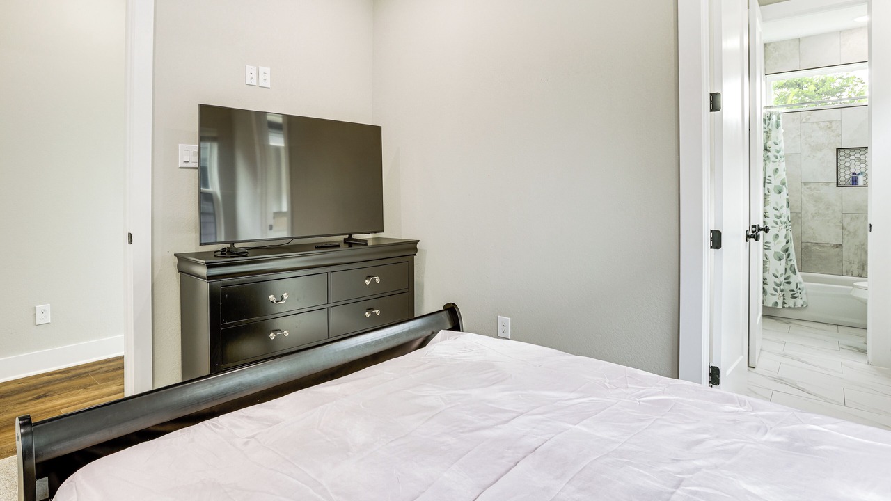 Photo of Bedroom in Northeast Houston