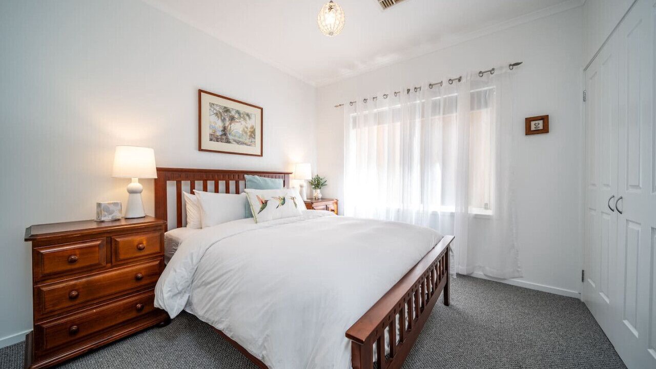 Photo of Bedroom in Largs North