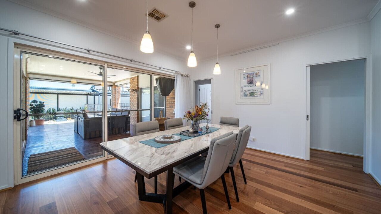 Photo of Others in Largs North