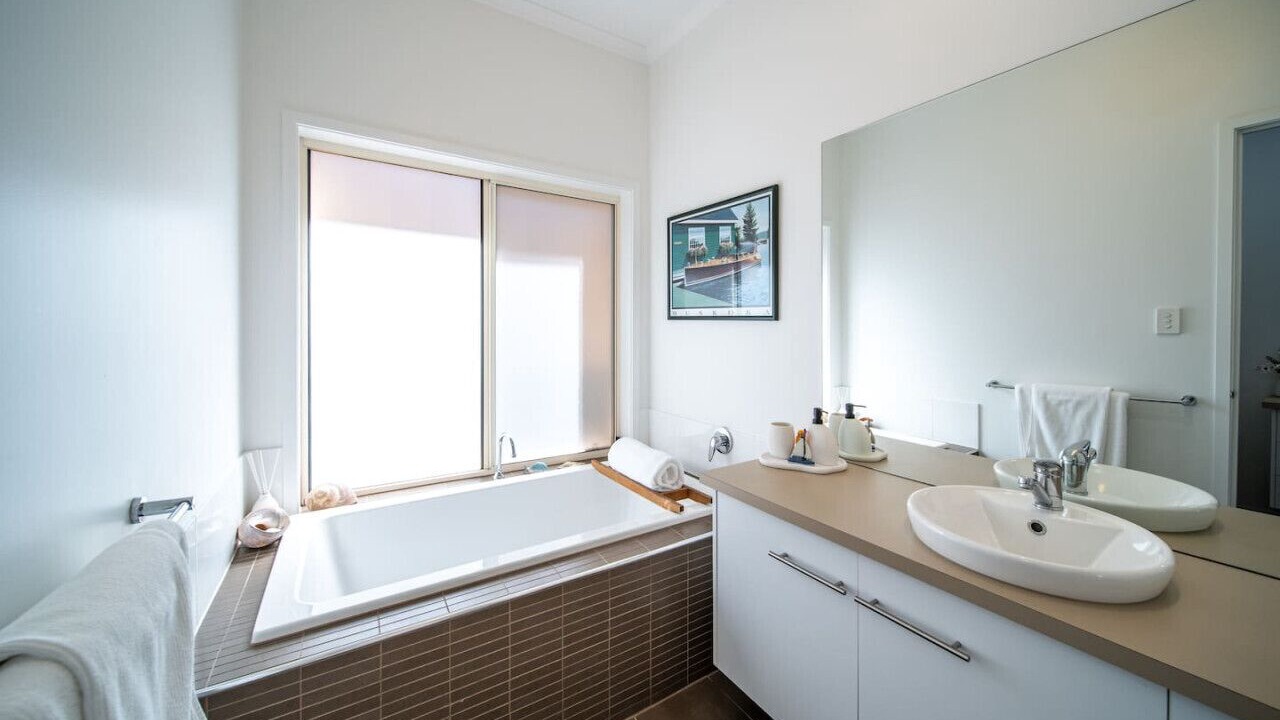Photo of Bathroom in Largs North