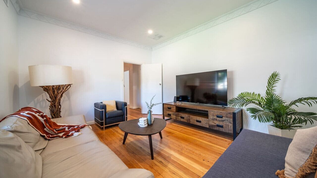 Photo of Livingroom in Torrensville