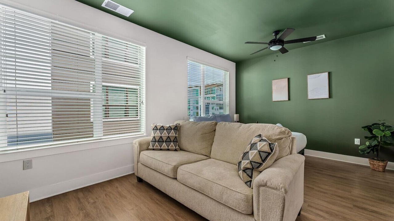 Photo of Livingroom in Tampa