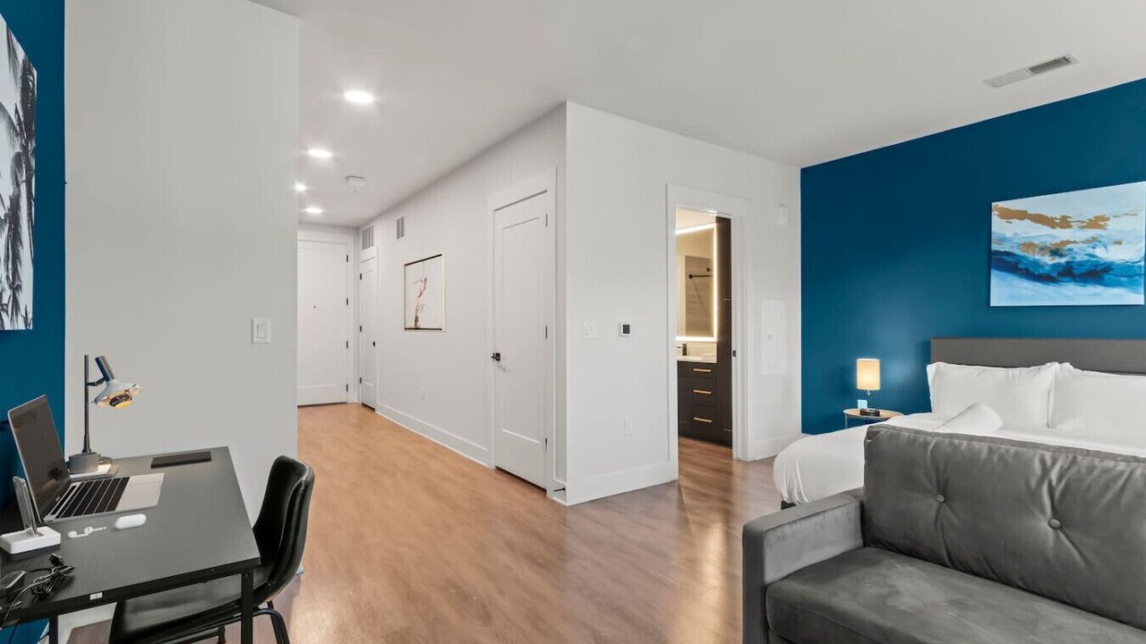 Photo of Bedroom in North Hyde Park
