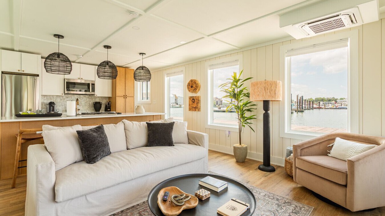 Photo of Bedroom in Dam Neck