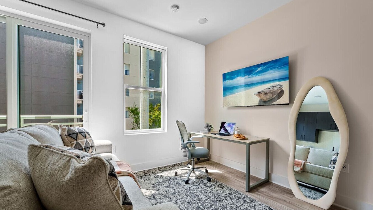 Photo of Livingroom in Channel District