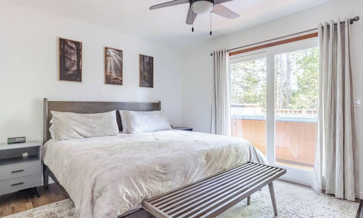 Photo of Bedroom in Glencoe