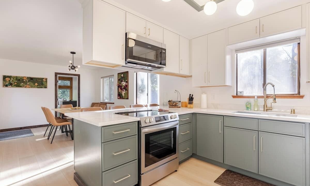 Photo of Kitchen in Glencoe