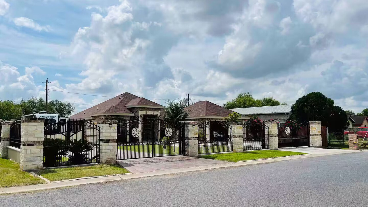 Photo of Outdoor in Edinburg