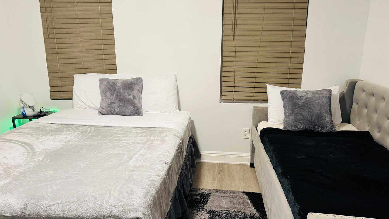 Photo of Bedroom in Miramar