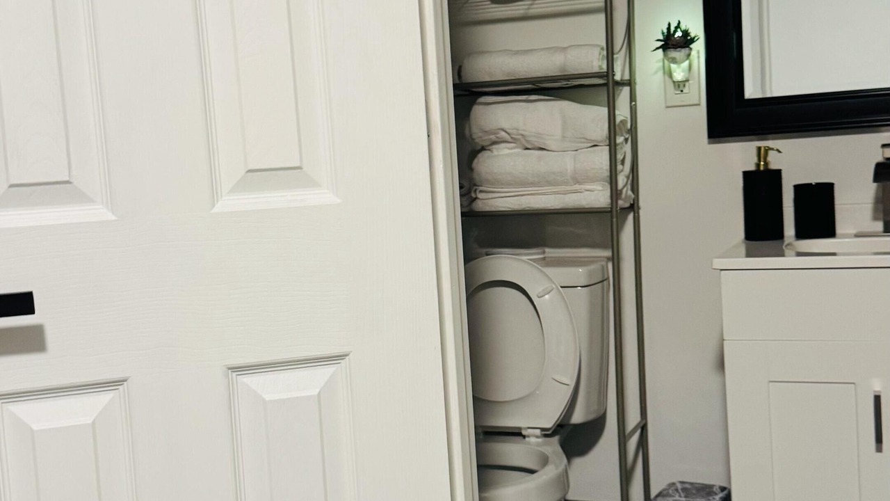 Photo of Bathroom in Miramar