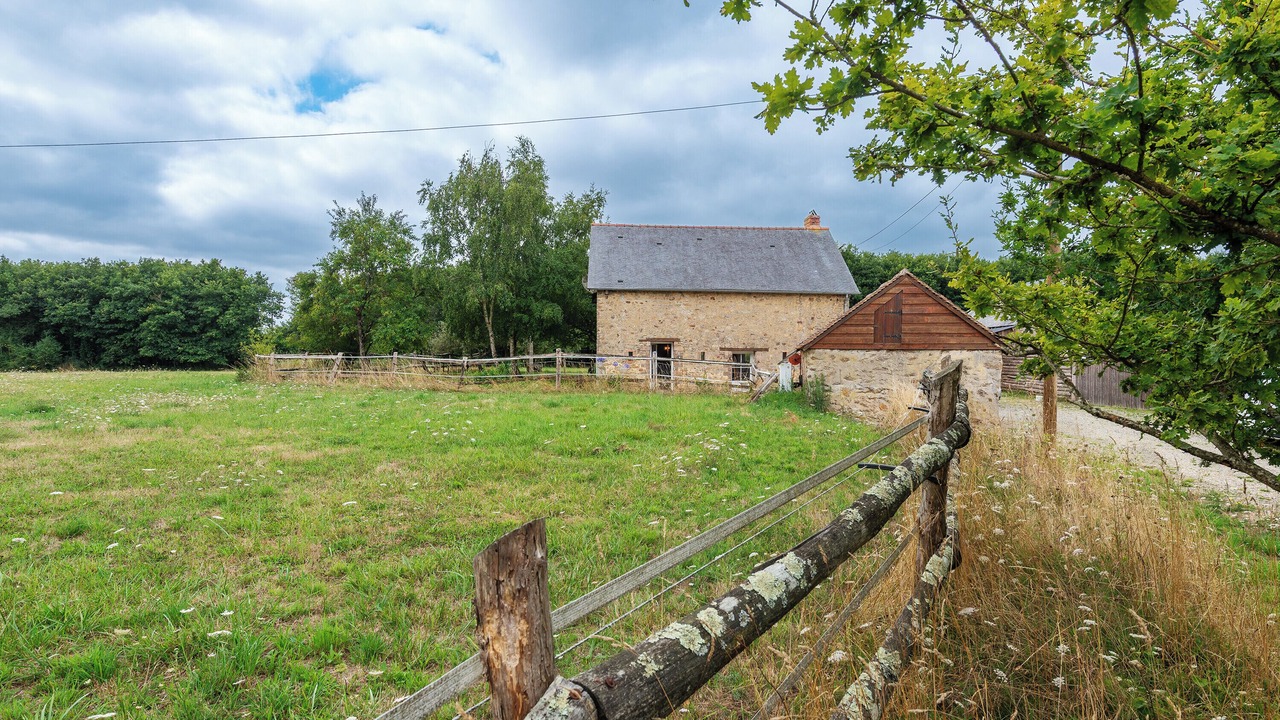 Photo of Outdoor in Bouere