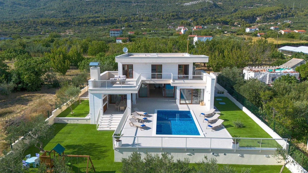 Photo of Outdoor in Kastel Luksic