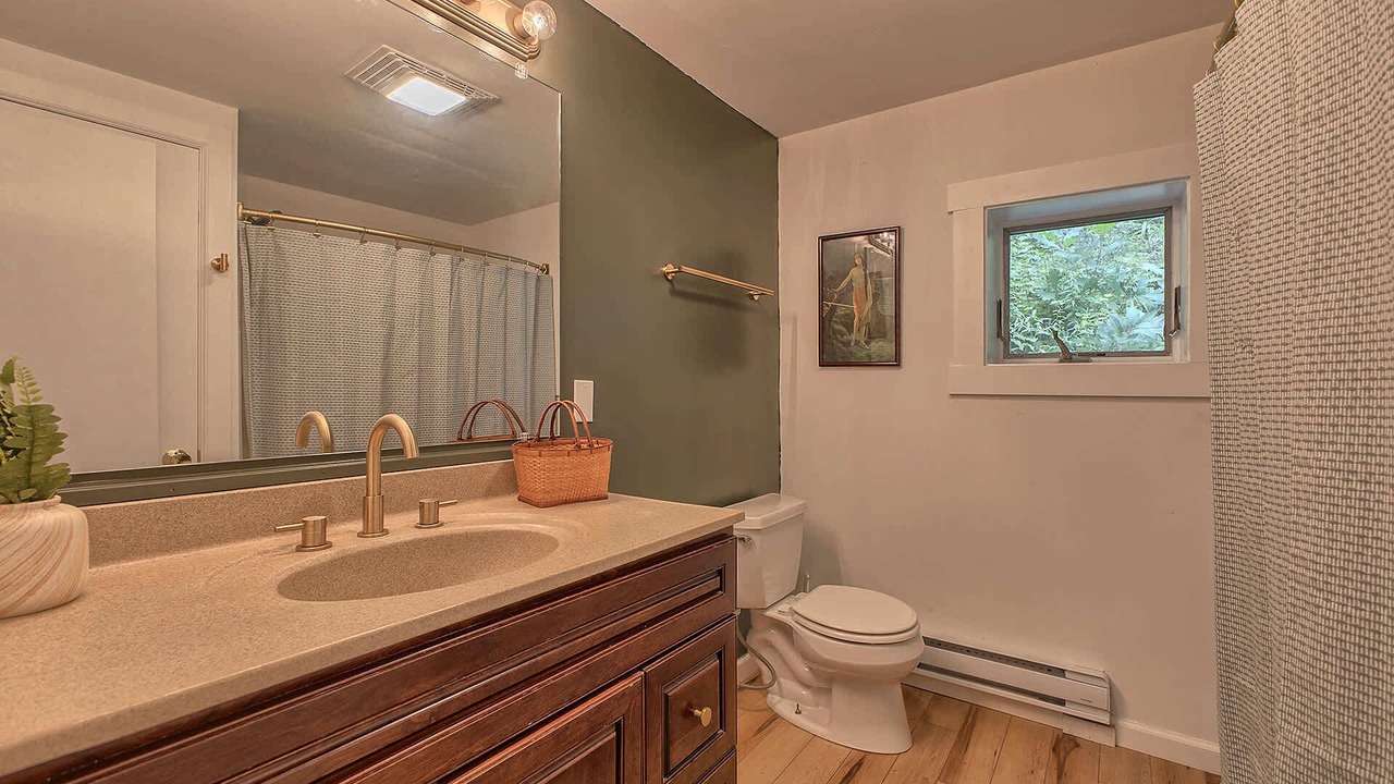Photo of Bathroom in Ligonier