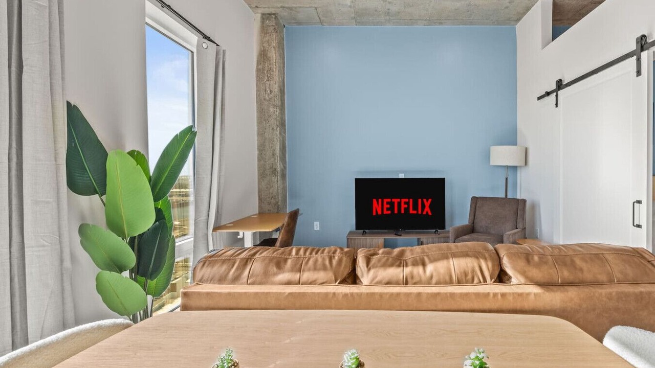 Photo of Livingroom in Channel District