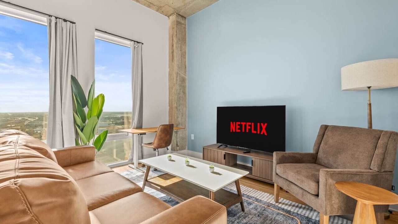 Photo of Livingroom in Channel District