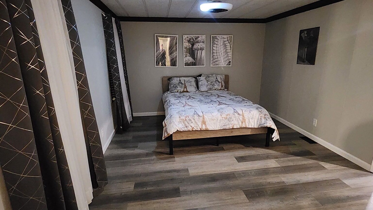 Photo of Bedroom in Oakhurst