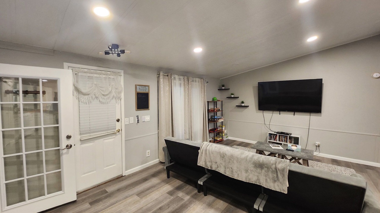 Photo of Livingroom in Oakhurst