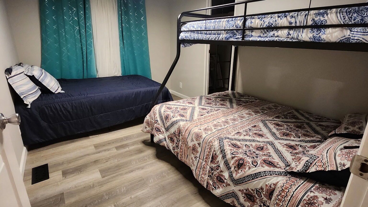 Photo of Bedroom in Oakhurst