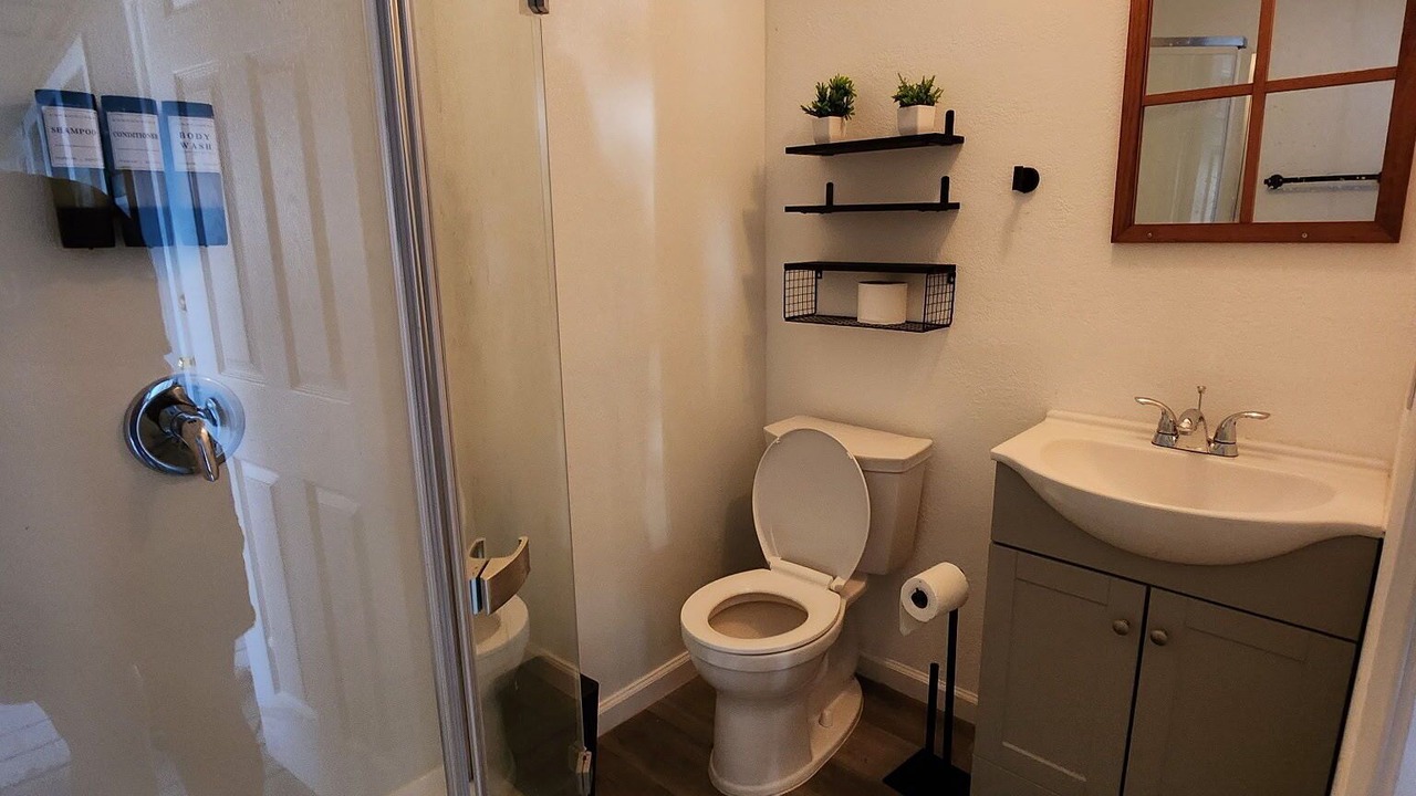 Photo of Bathroom in Oakhurst