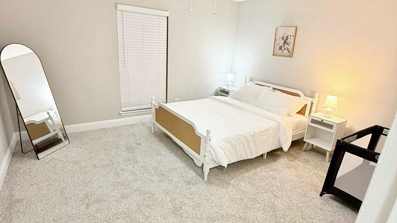 Photo of Bedroom in Addison