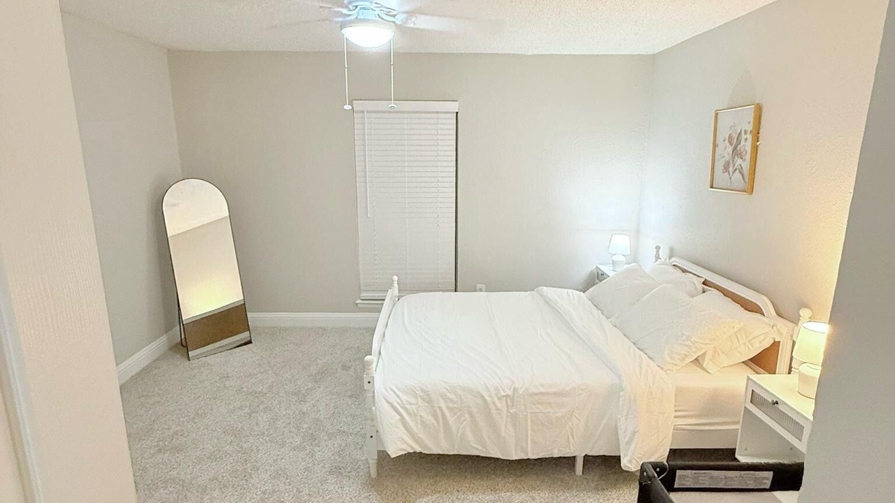 Photo of Bedroom in Addison