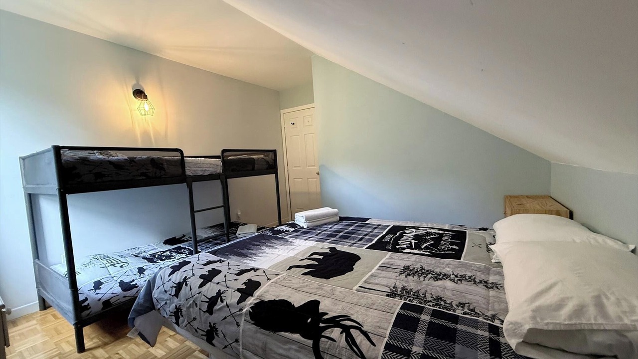 Photo of Bedroom in Mandeville