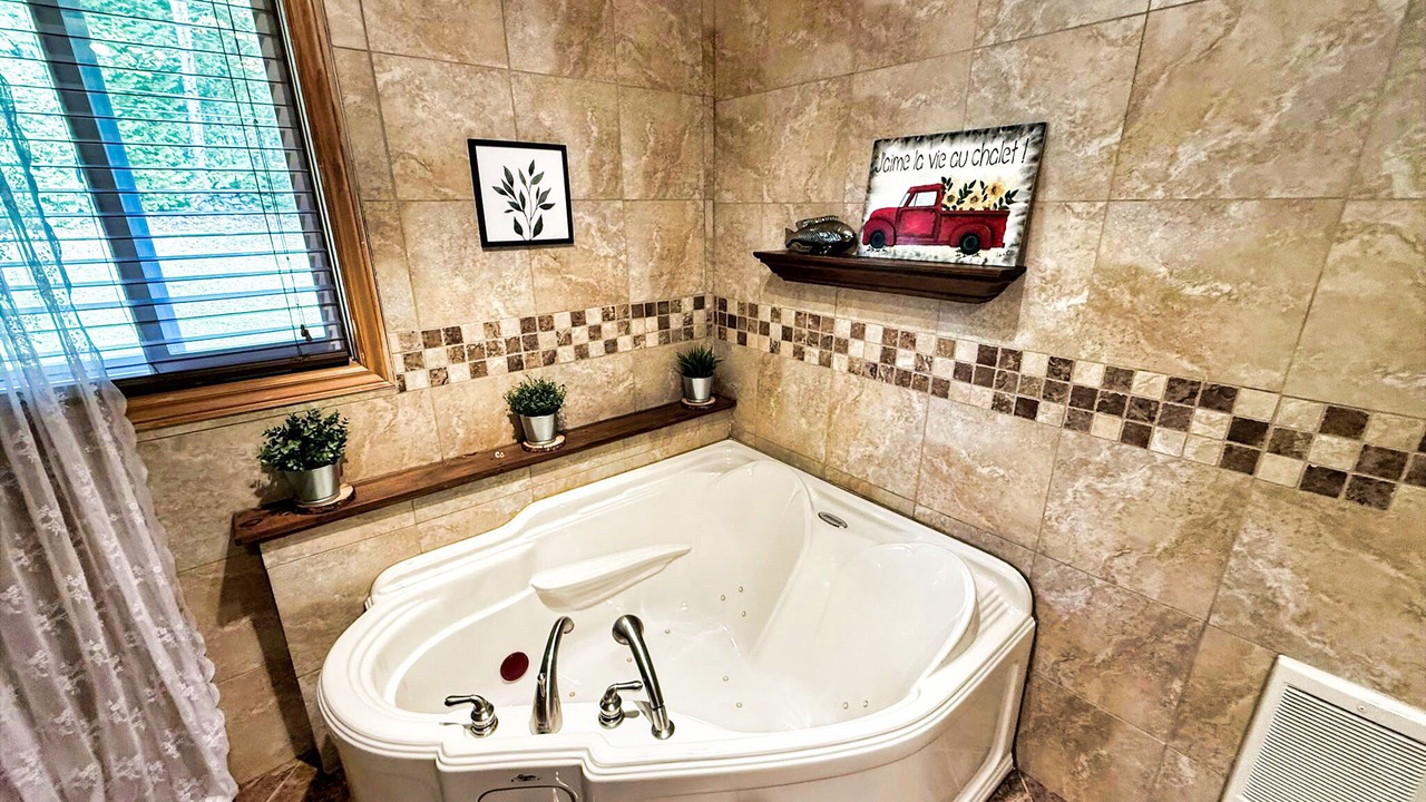 Photo of Bathroom in Mandeville