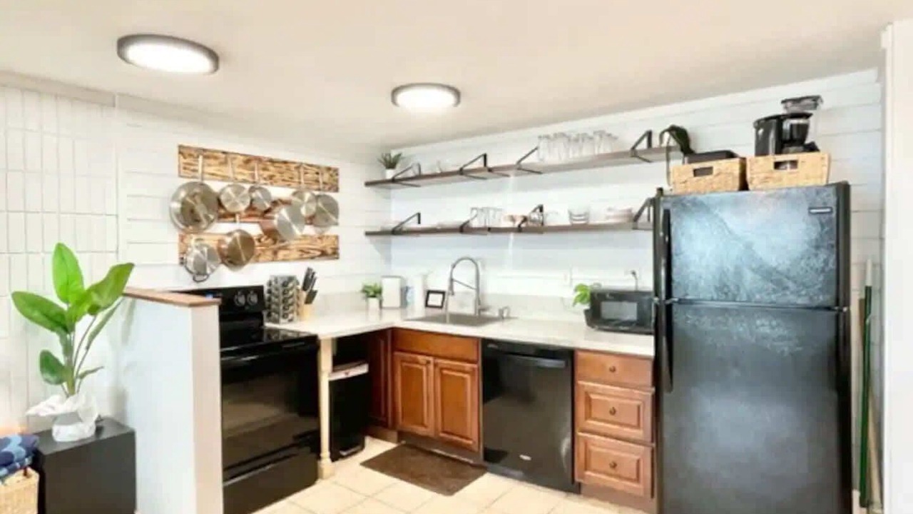 Photo of Kitchen in Punaluu