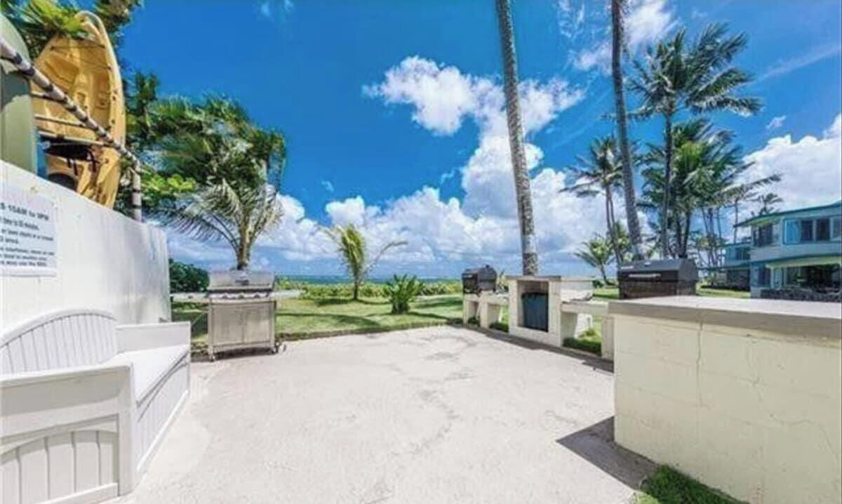 Photo of Patio Balcony in Punaluu