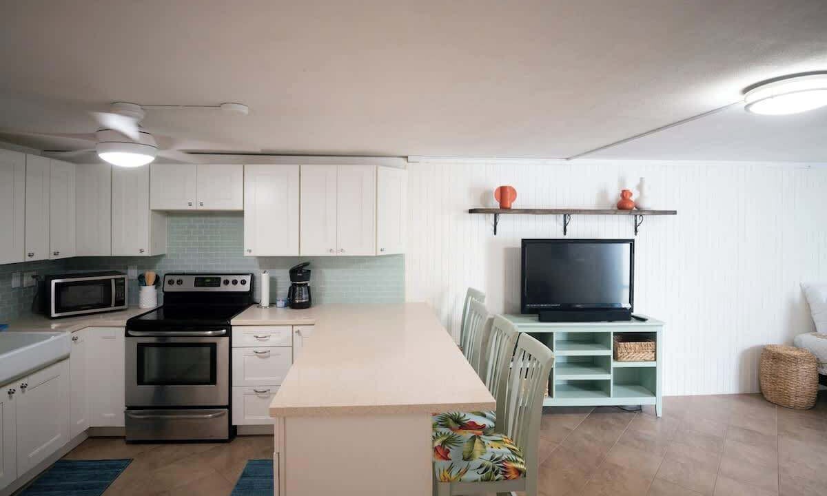 Photo of Kitchen in Punaluu