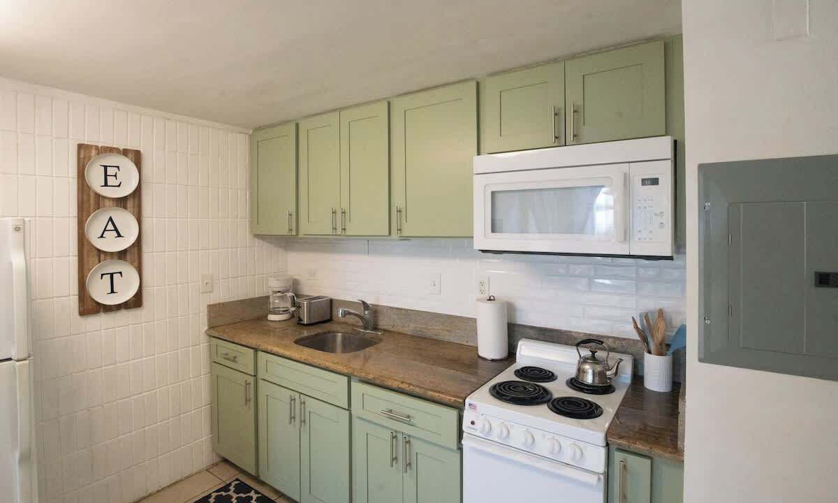 Photo of Kitchen in Punaluu