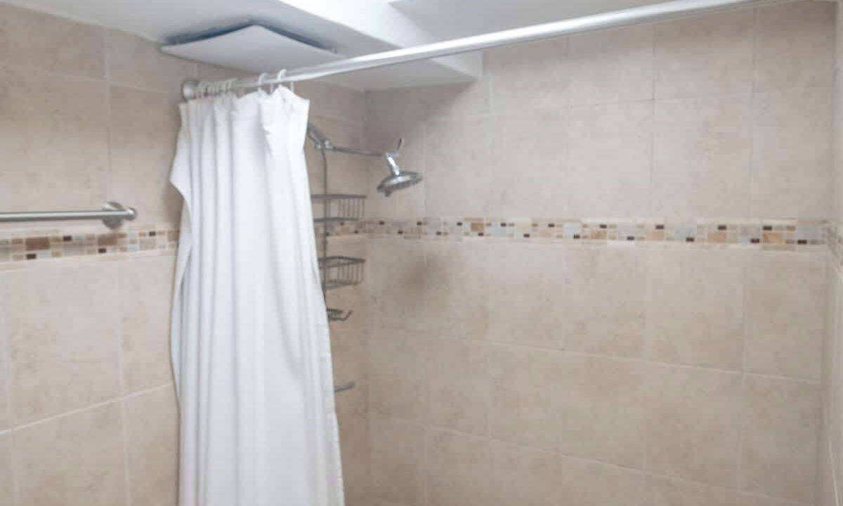 Photo of Bathroom in Punaluu