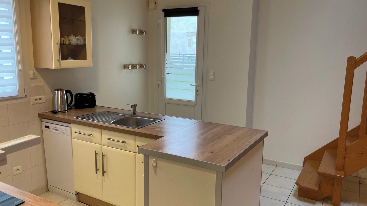 Photo of Kitchen in Saint-Etienne-de-Montluc