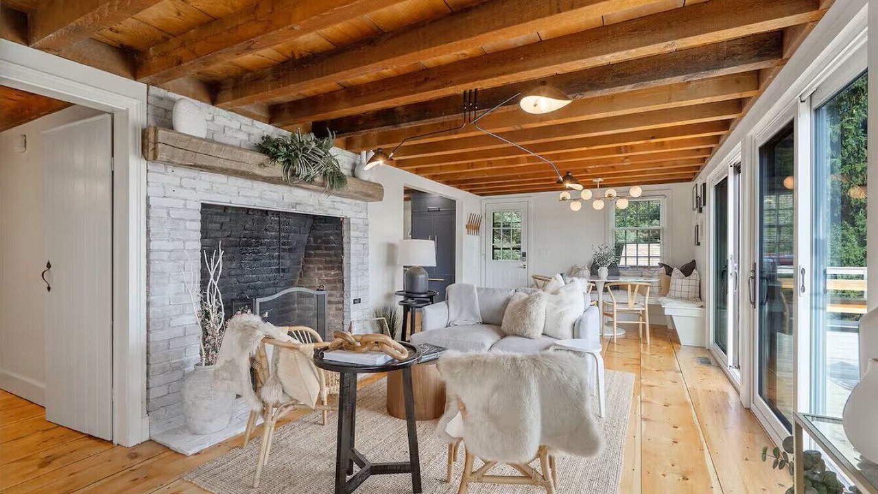 Photo of Livingroom in Skaneateles