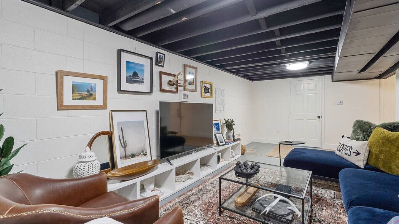 Photo of Livingroom in Skaneateles
