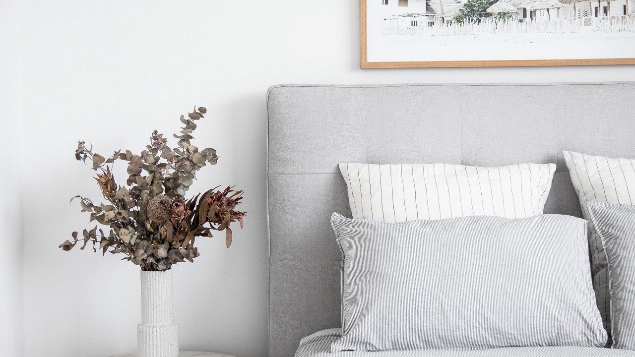 Photo of Others in Fairlight