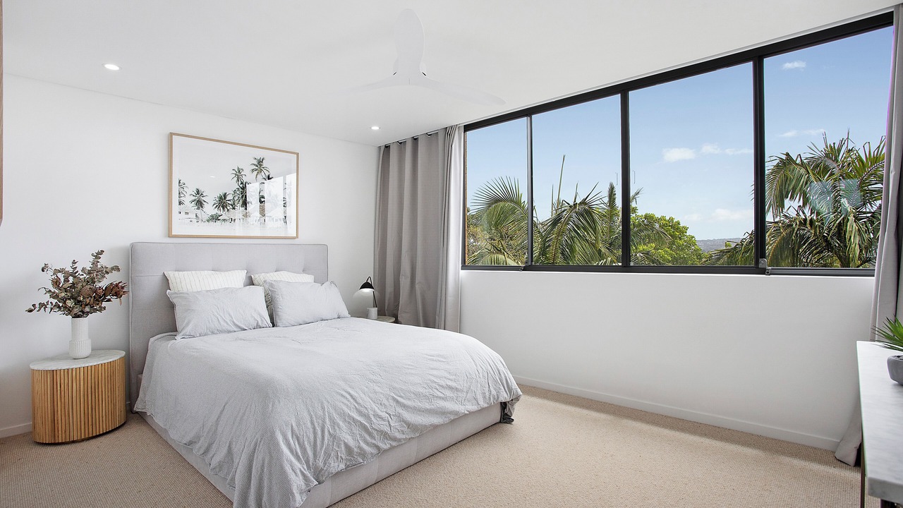 Photo of Others in Fairlight