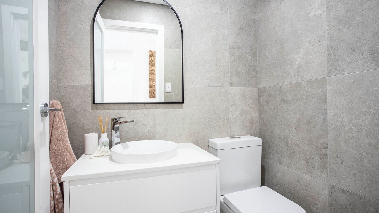 Photo of Others in Fairlight