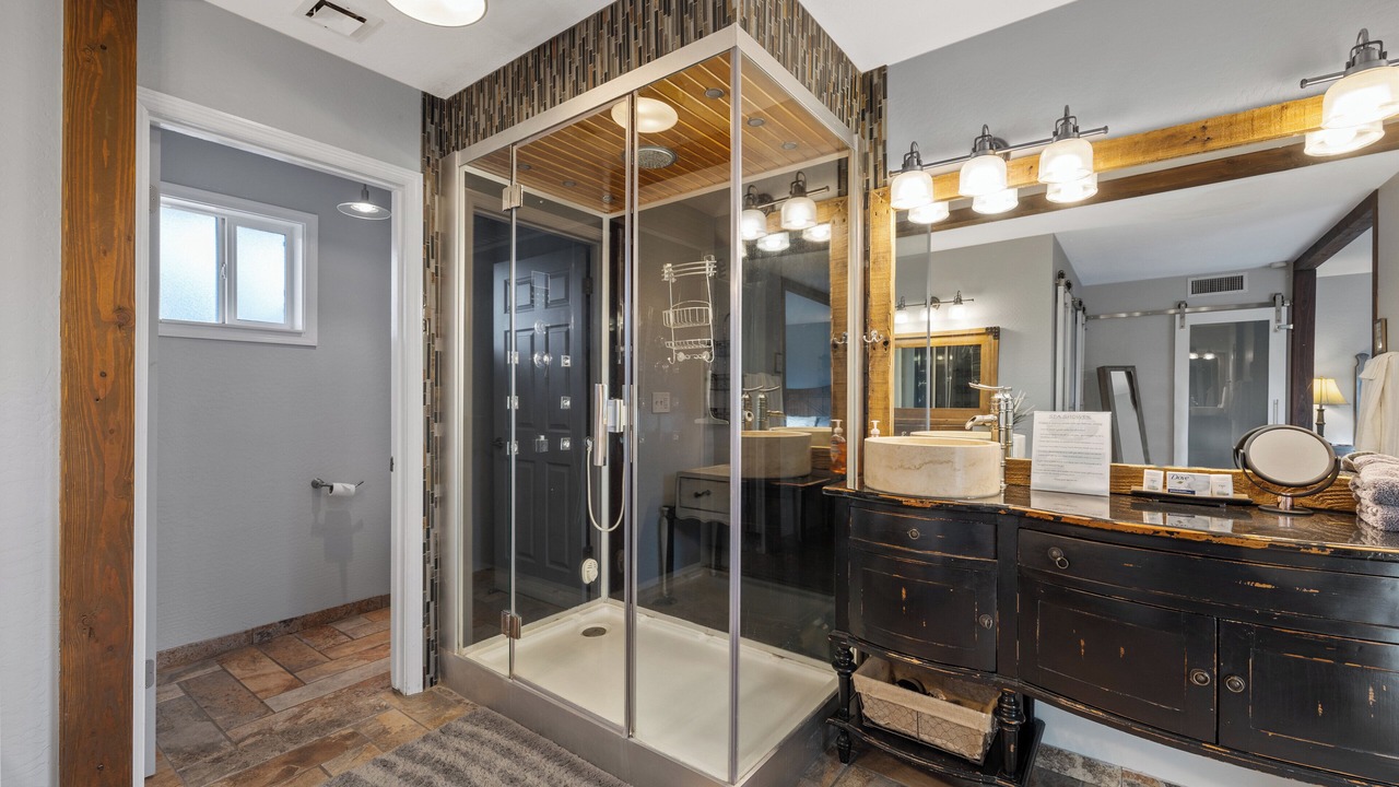 Photo of Bathroom in Fontana