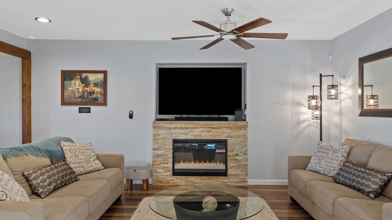Photo of Livingroom in Fontana