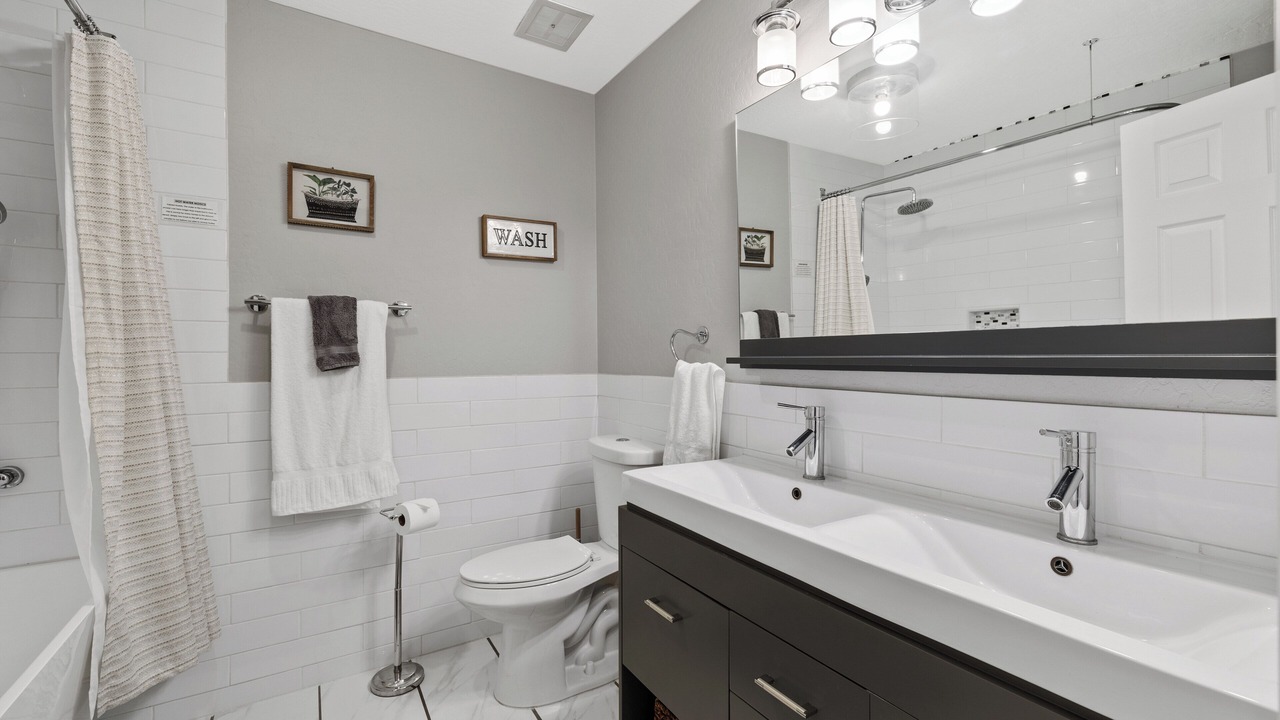 Photo of Bathroom in Fontana