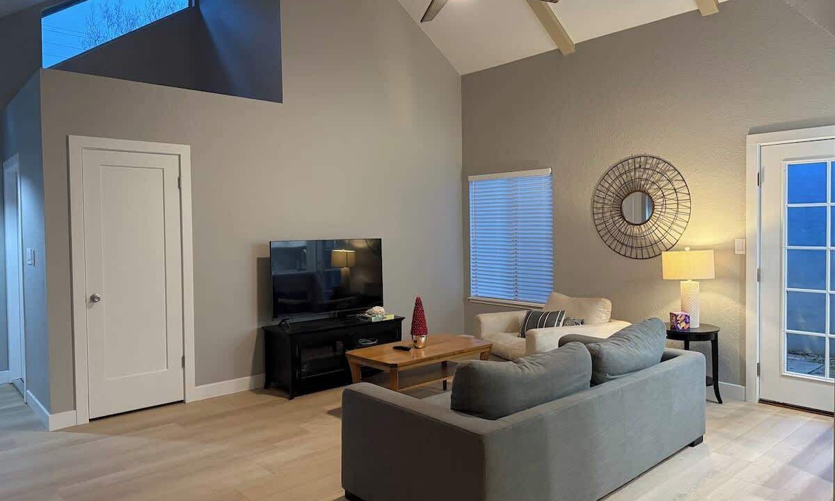 Photo of Livingroom in Modesto