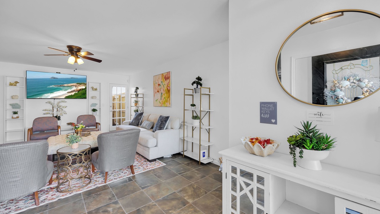 Photo of Livingroom in East Arlington