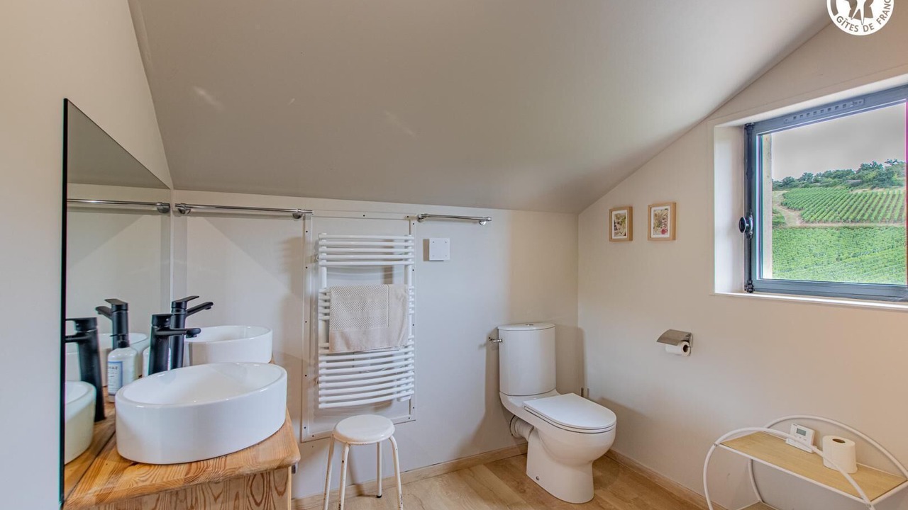 Photo of Bathroom in Maconnais Beaujolais Agglomeration